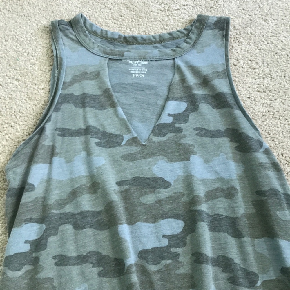 American Eagle Camo Tank